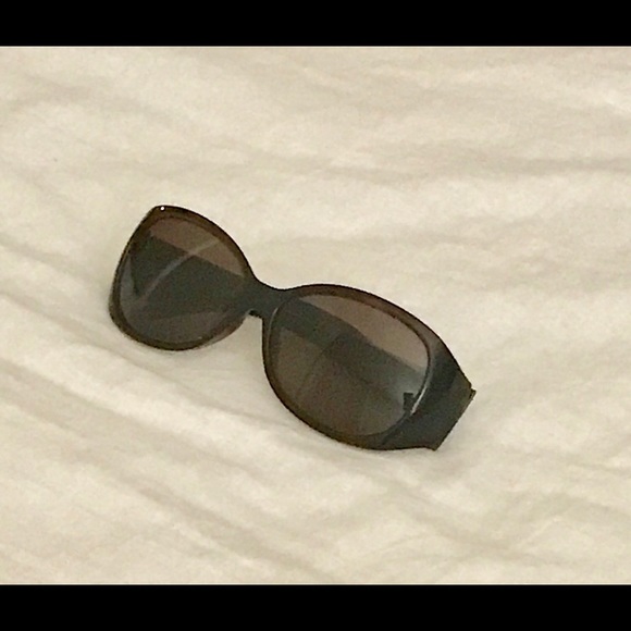 Brown Fendi Sunglasses - Picture 5 of 5